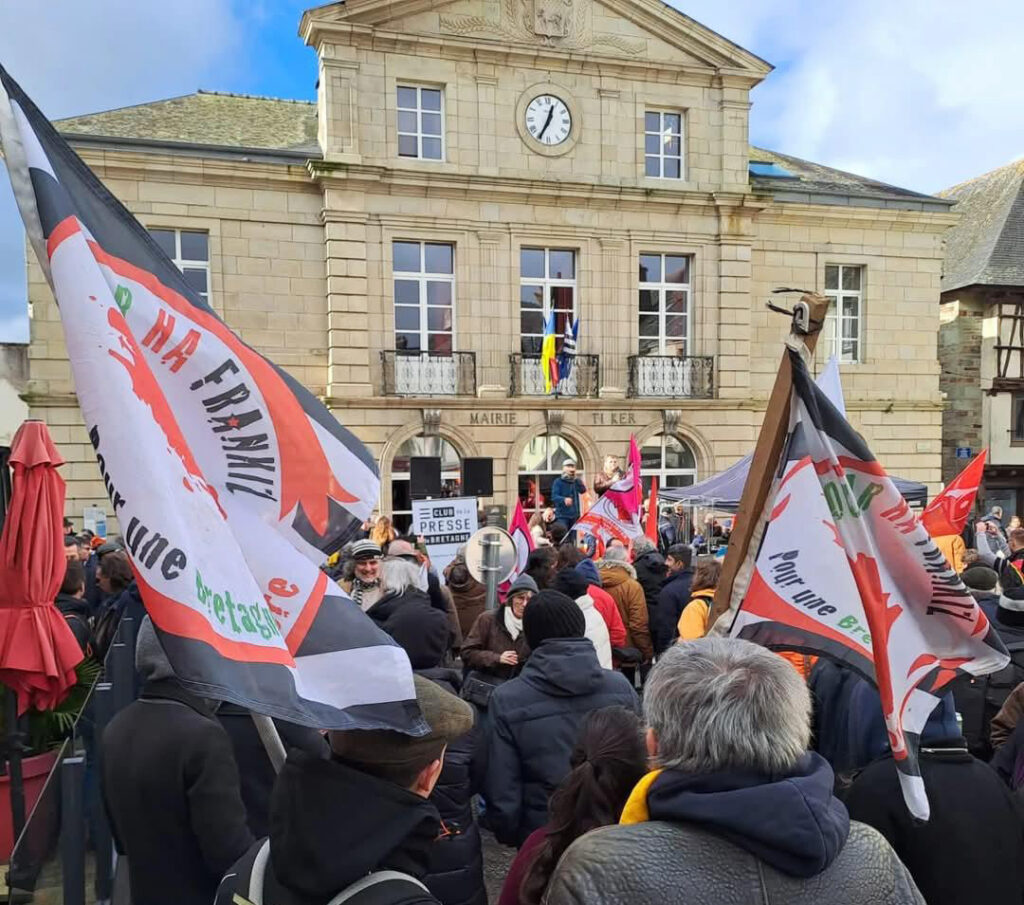 Qui Sommes-Nous ?