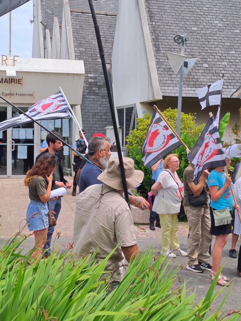 Emvod Karnac / Rassemblement de Carnac