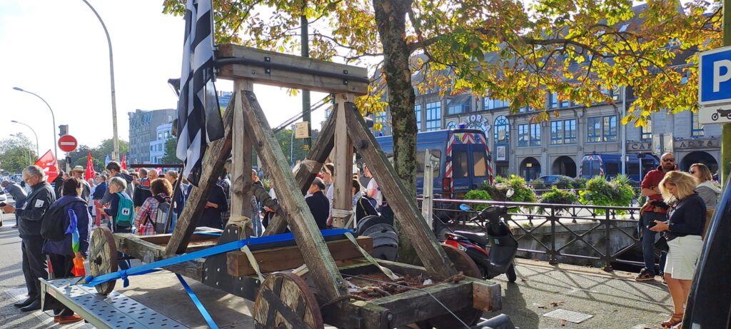 difenn Ospital Karaez / défense de l'hôpital de Carhaix